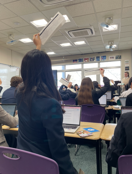 ASIJ MUN V: HRC Debates Refugee Integration